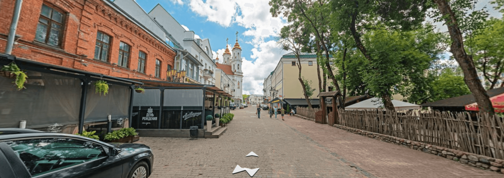 по улице Толстого.png